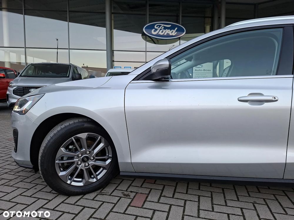 Ford Focus 1.0 EcoBoost mHEV Titanium X - 12