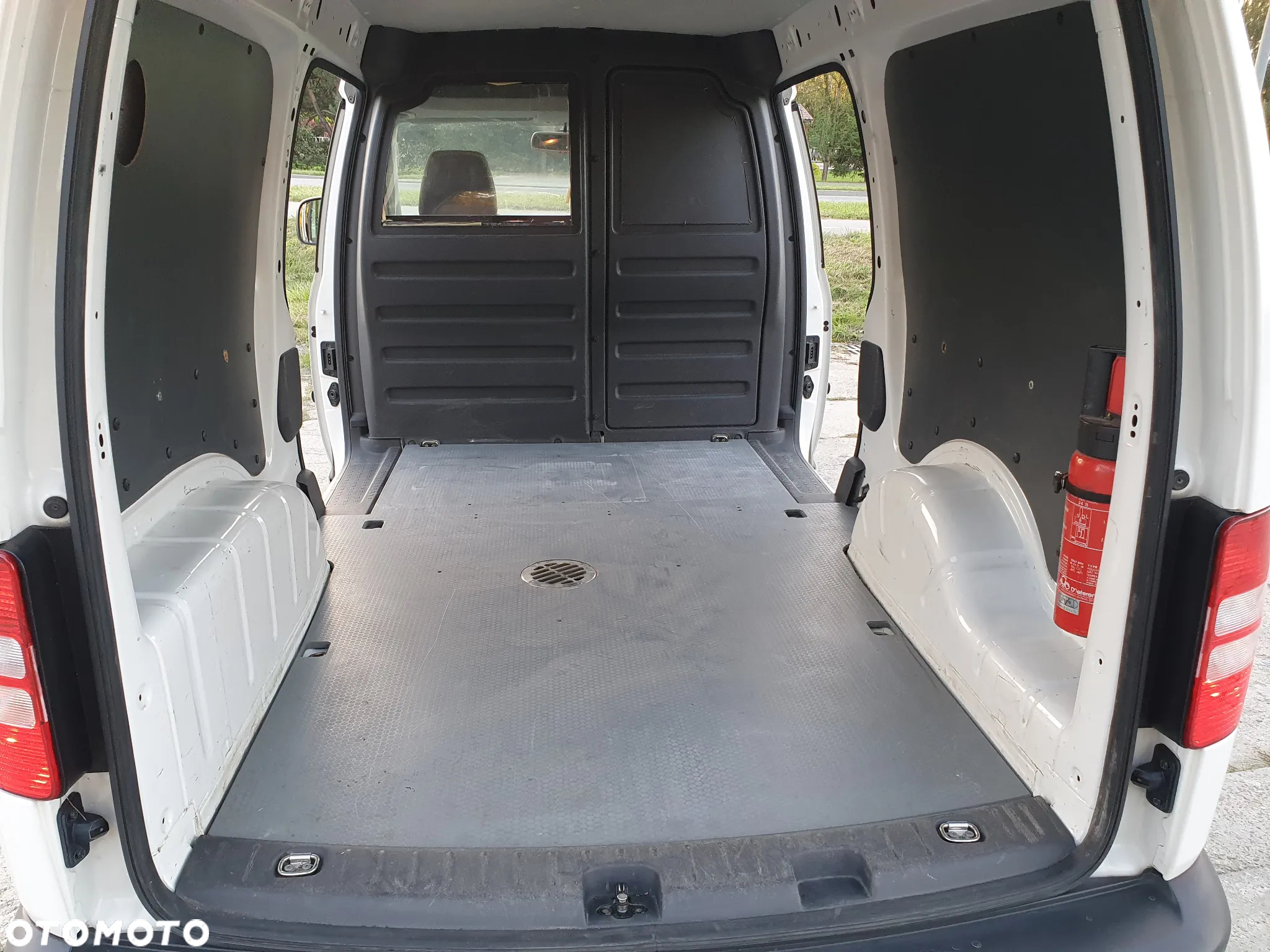 Volkswagen Caddy - 21