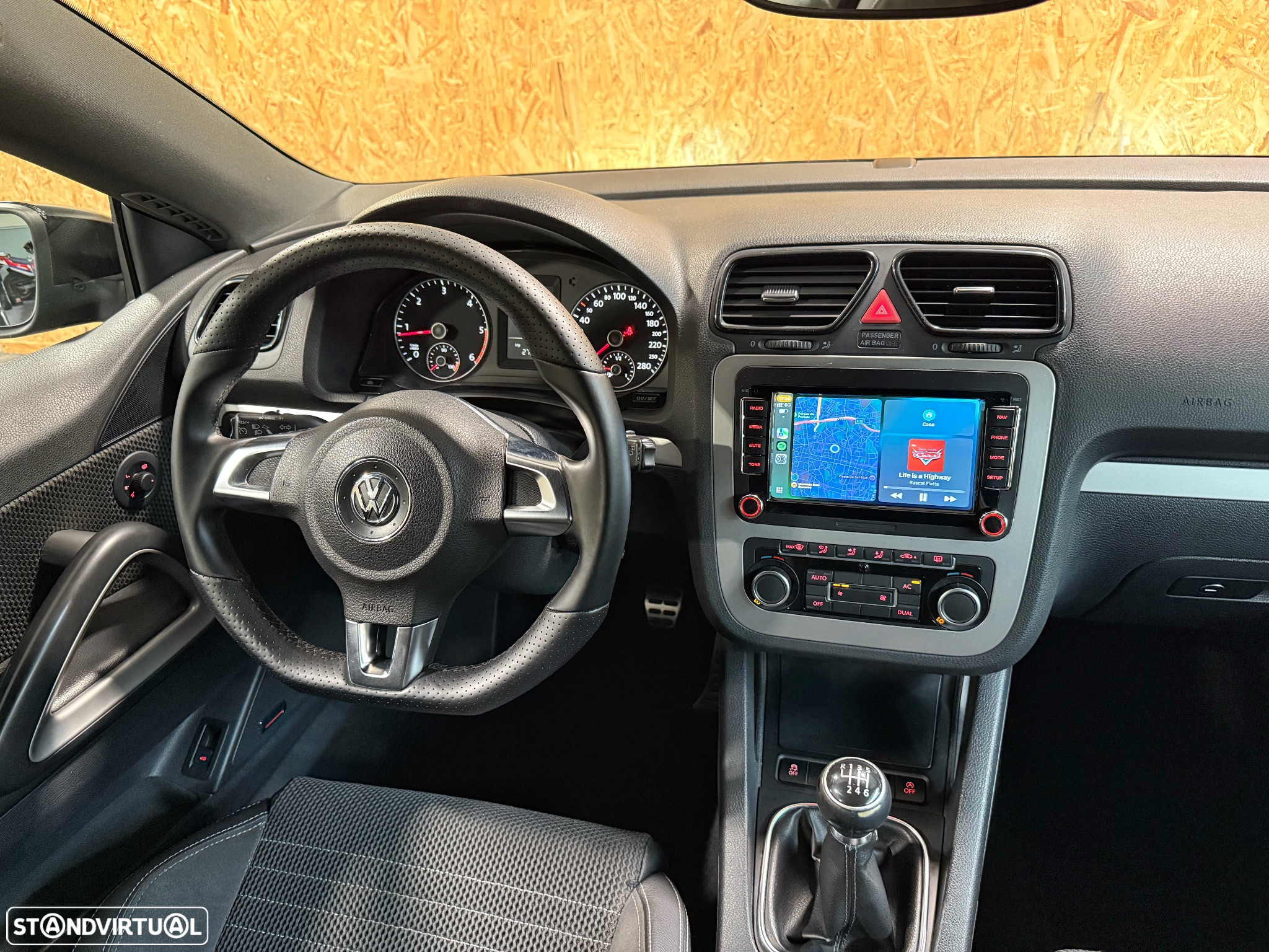 VW Scirocco 2.0 TDI Sport - 12