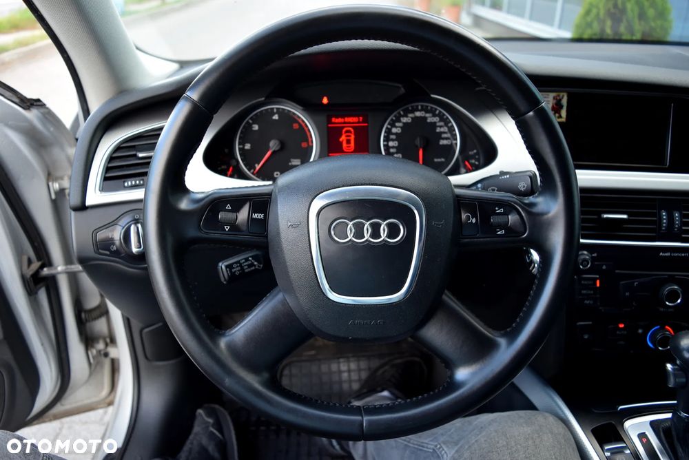 Audi A4 Limousine 2.0 TDI DPF multitronic Ambition - 17