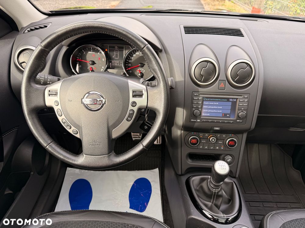 Nissan Qashqai - 13