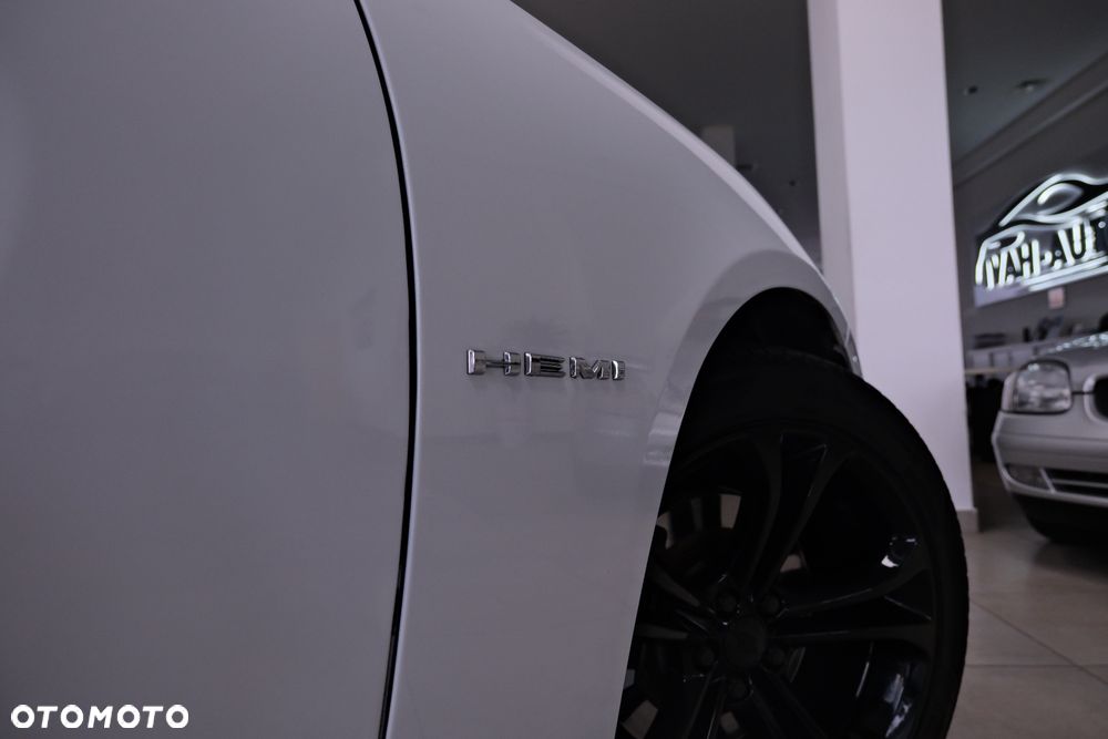Dodge Charger 5.7 R/T - 10