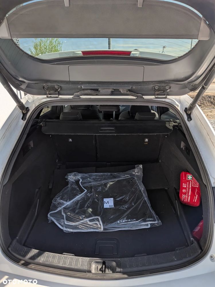 Toyota Corolla 1.8 Hybrid GPF Comfort - 19