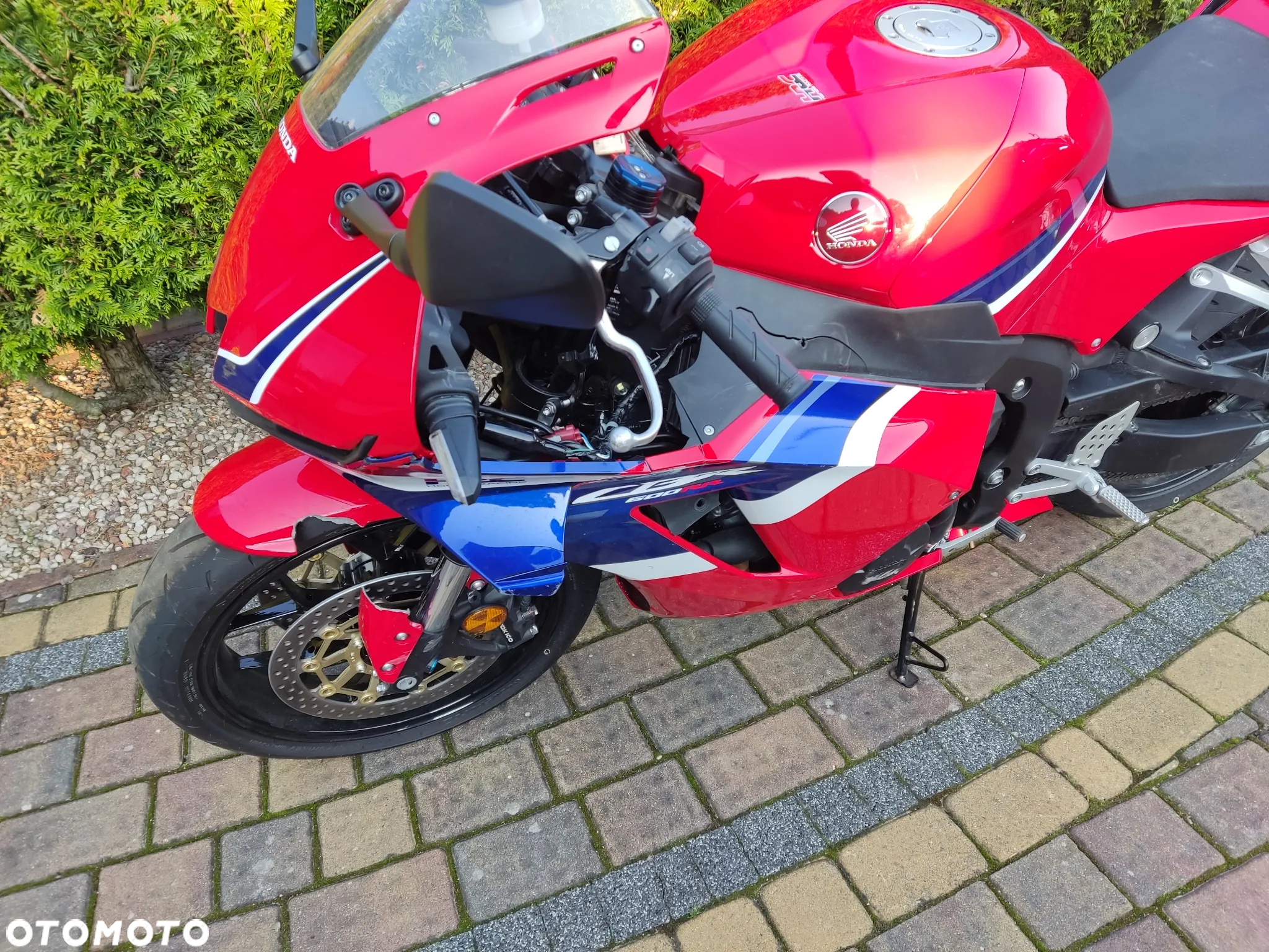 Honda CBR - 4