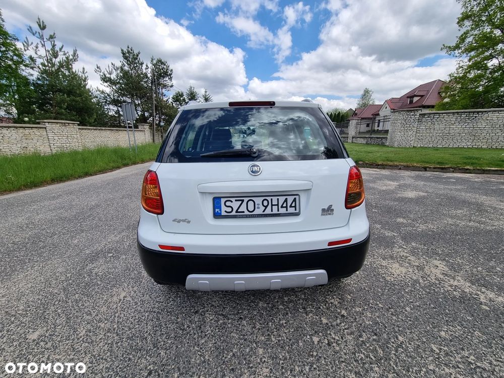 Fiat Sedici 1.9 Multijet 4x4 Dynamic - 10