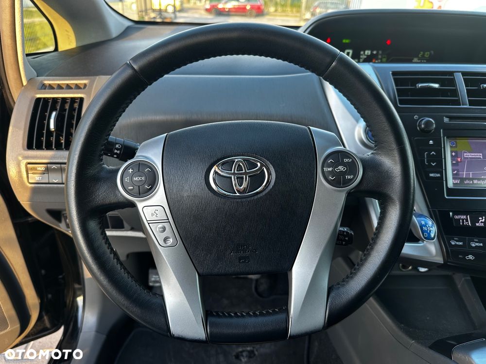 Toyota Prius+ (Hybrid) - 27