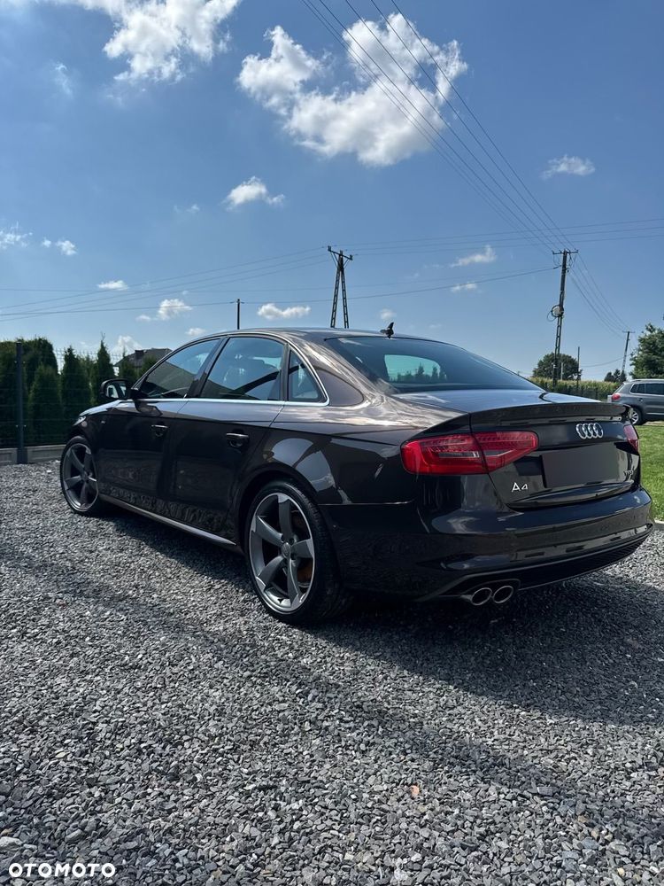 Audi A4 Limousine 1.8 TFSI S line Sportpaket - 7
