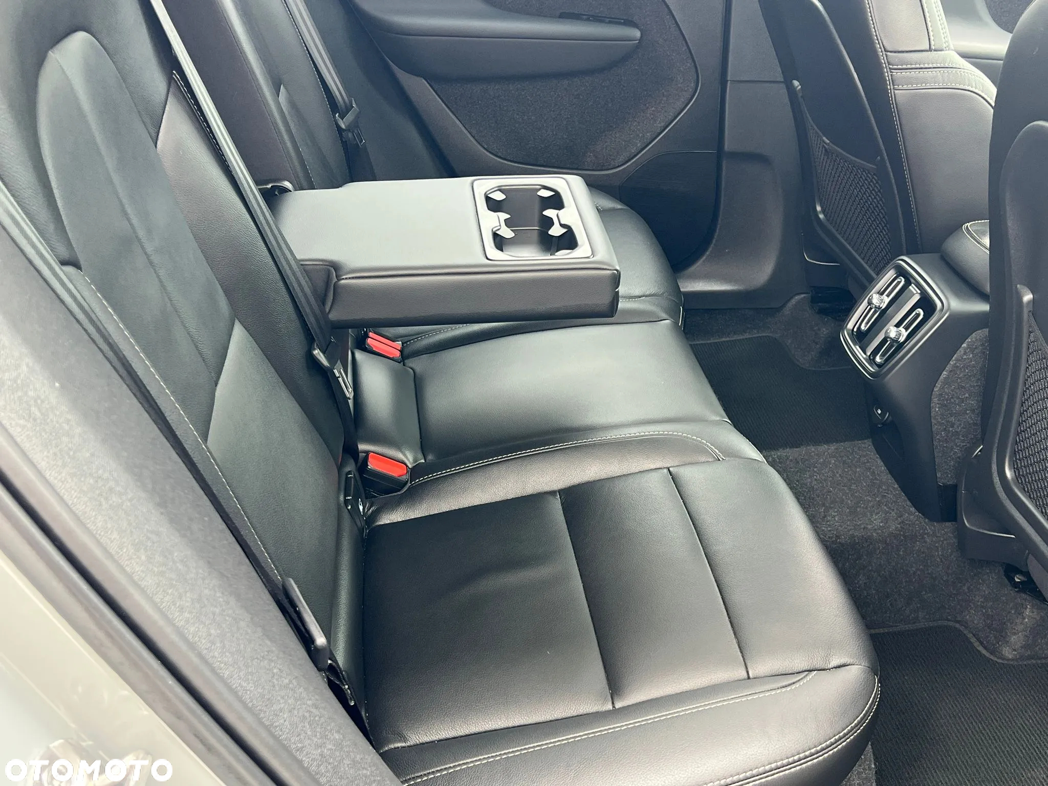 Volvo XC 40 B4 B DKG Inscription - 22