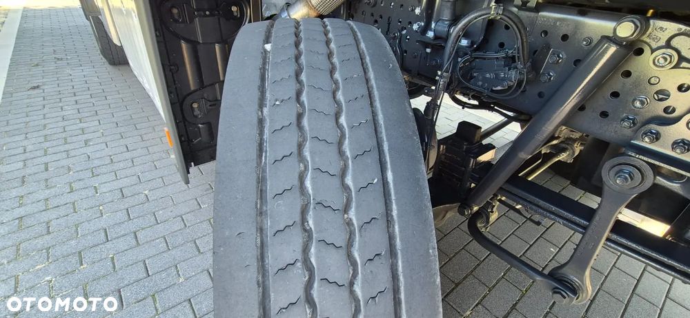 Mercedes-Benz AROCS 1827///* 2018///* PRZEB 41 TYŚ///* HDS///* WYWROTKA///* ROTATOR///* 18000KG///* ŁYŻKA///* STAN JAK NOWY - 31