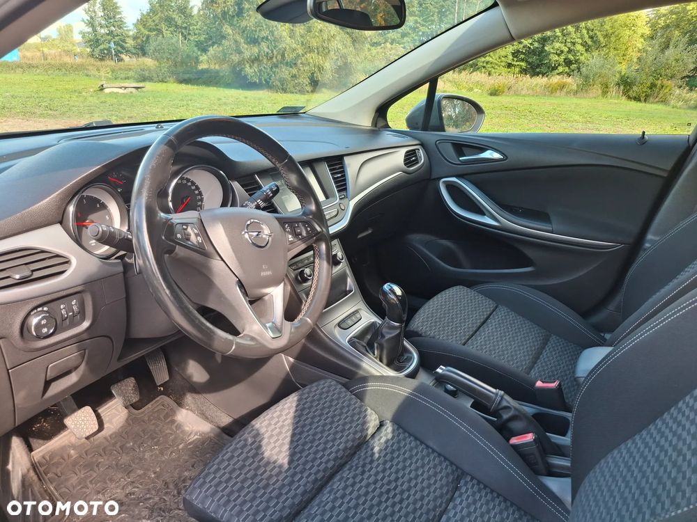Opel Astra 1.6 CDTI Elite S&S - 2
