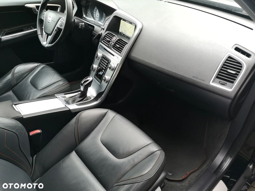 Volvo XC 60 D3 Geartronic Ocean Race - 13