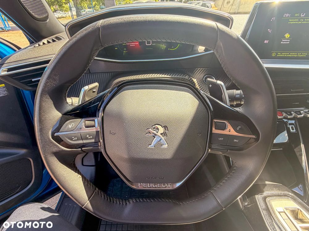 Peugeot 2008 1.2 PureTech Allure Pack S&S EAT8 - 18