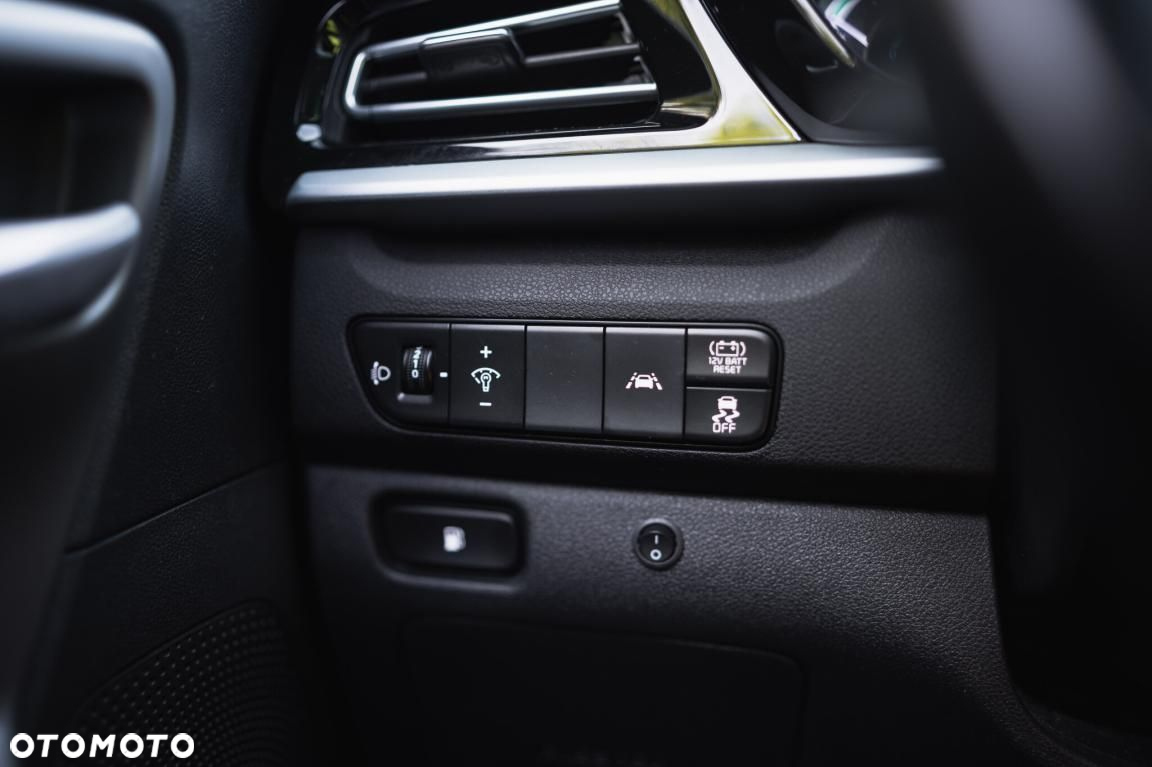 Kia Niro - 23