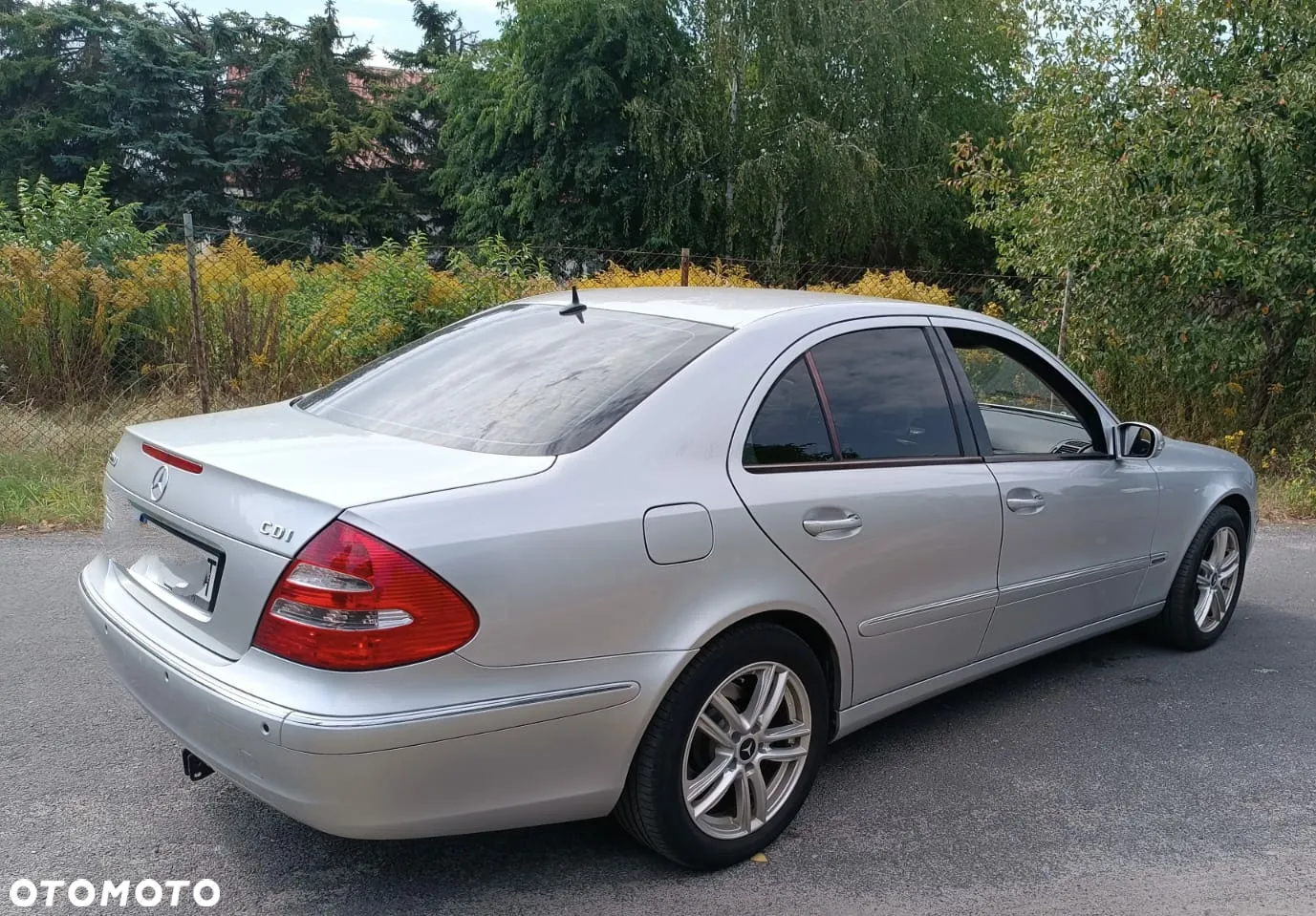 Mercedes-Benz Klasa E 220 T CDI Automatik Avantgarde DPF - 2