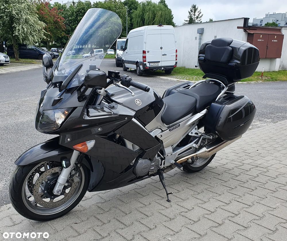 Yamaha FJR - 3