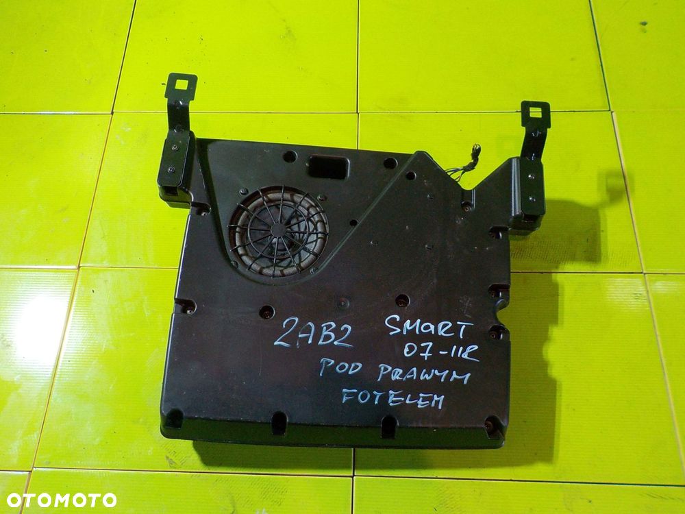 SMART FORTWO II 451 09r subwoofer A4518200302 - 1