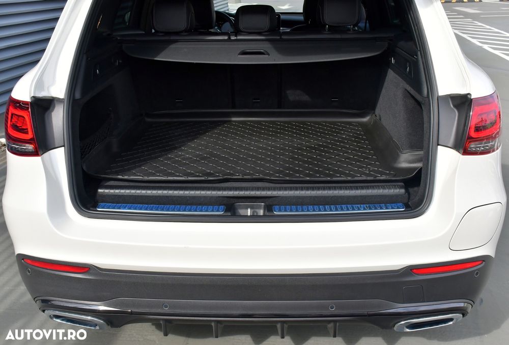 Mercedes-Benz GLC 300 de 4Matic 9G-TRONIC AMG Line - 17