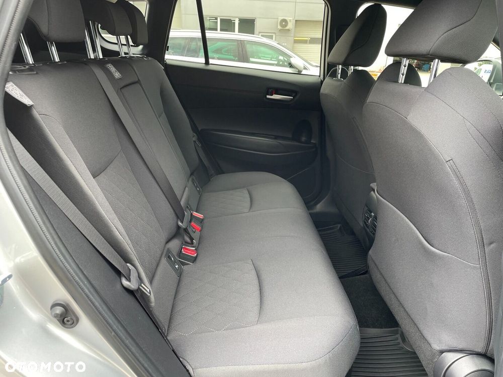 Toyota Corolla Cross - 8