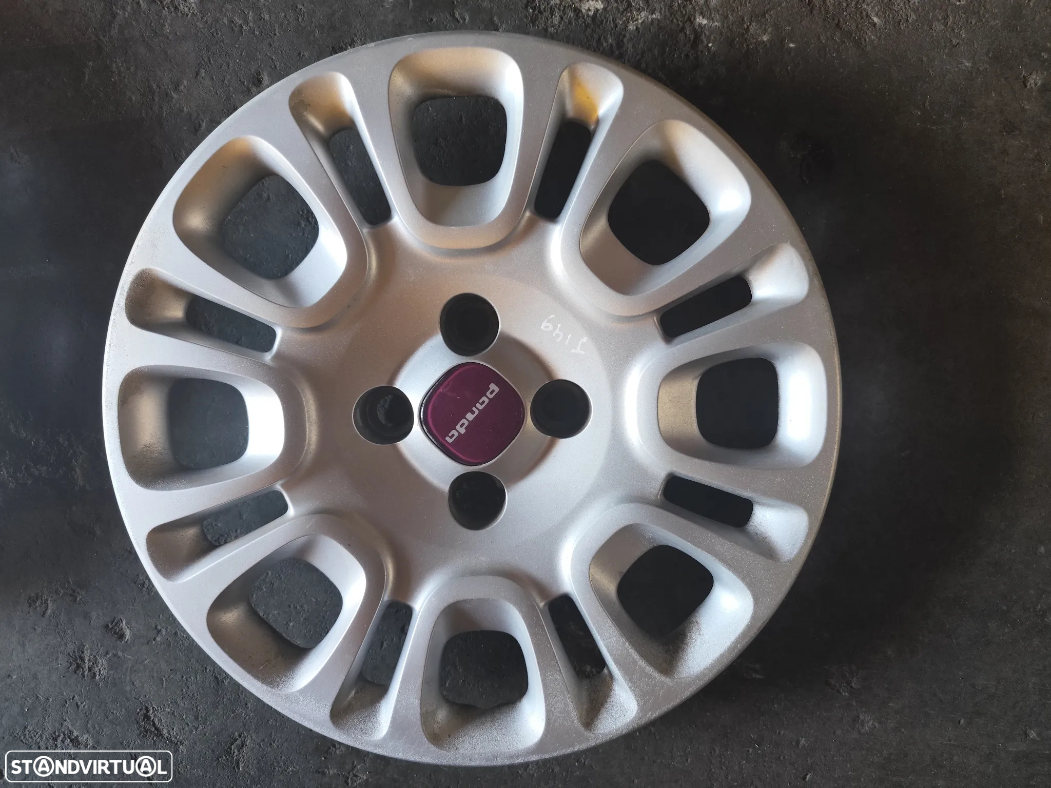 FIAT PANDA TAMPÃO DE JANTE 15 (UNIDADE) - J149 - 2