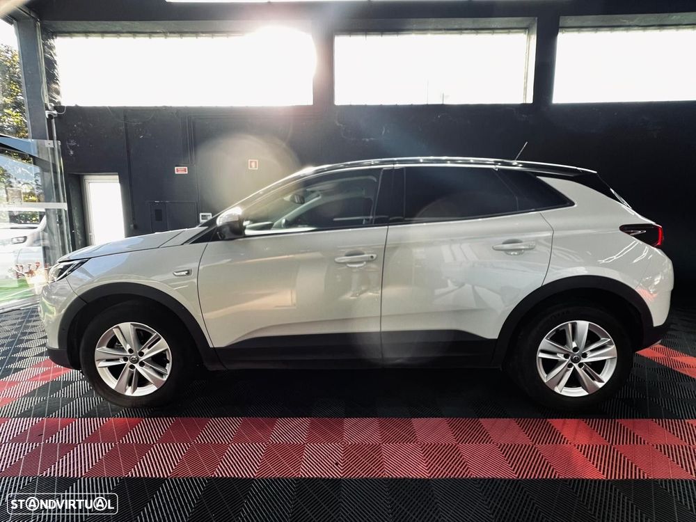 Opel Grandland X 1.2 T Business Edition - 17