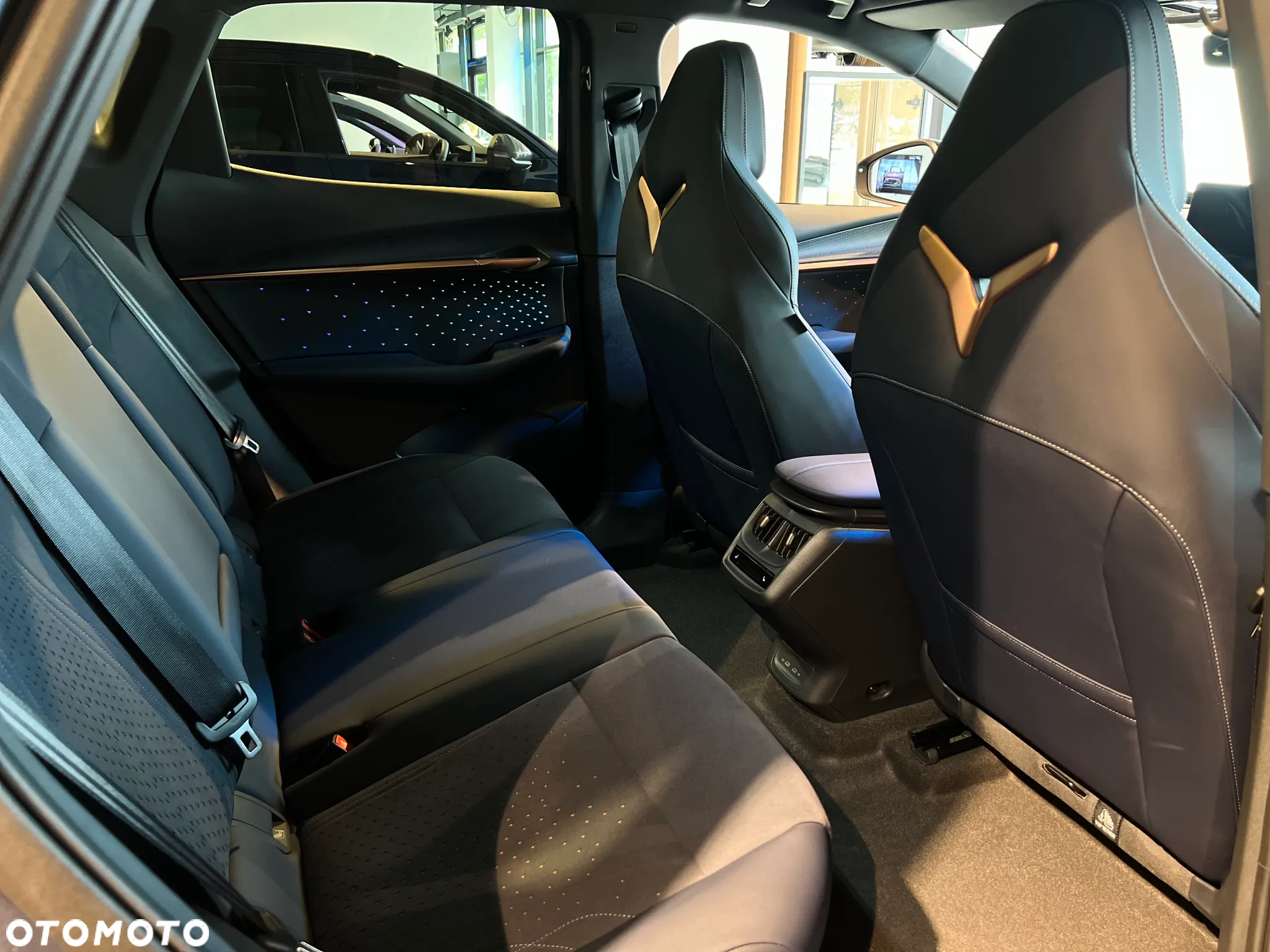 Cupra Tavascan 82kWh 4Drive VZ - 23