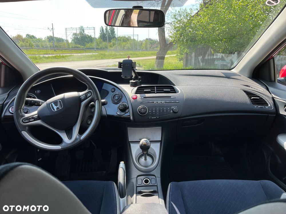 Honda Civic 1.8 Comfort - 9