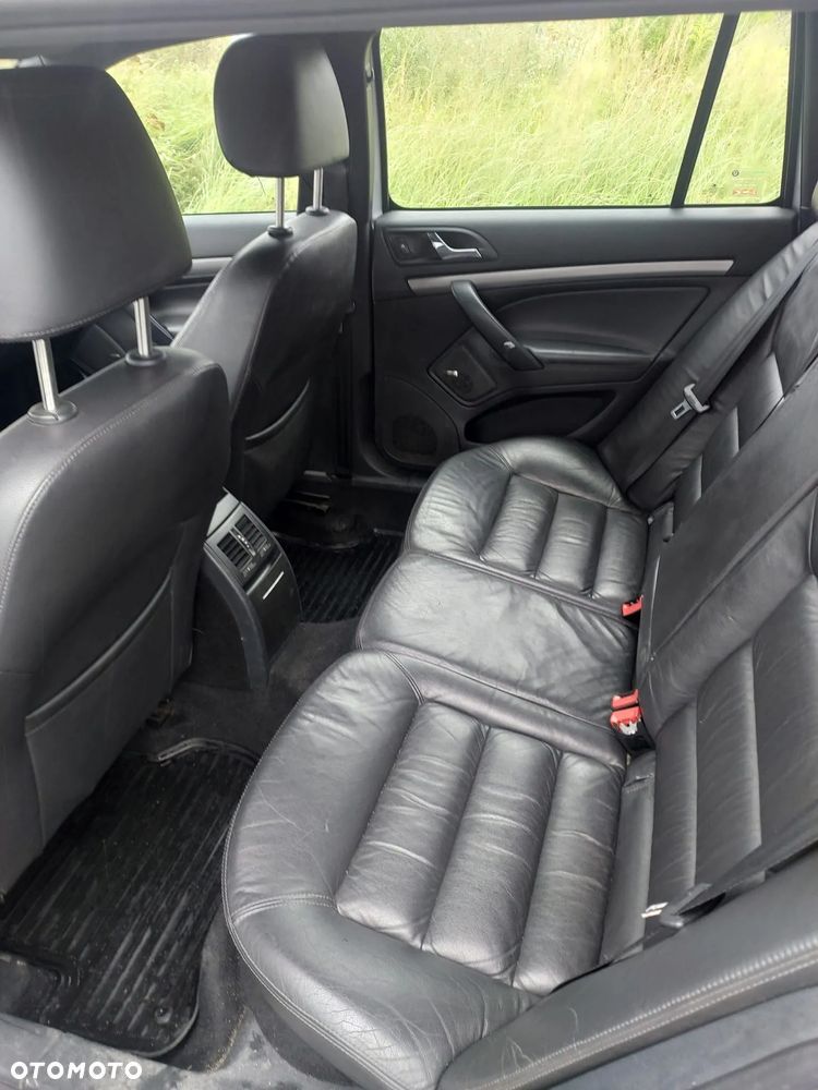 Skoda Octavia 2.0 TDI Ambiente - 34