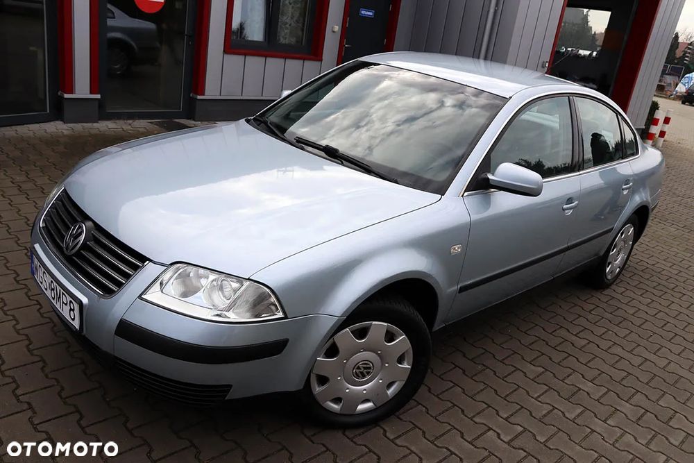 Volkswagen Passat 1.9 TDI Comfortline - 6