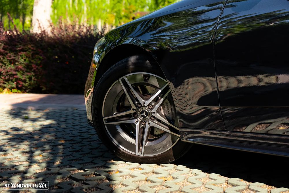 Mercedes-Benz C 300 e AMG Line - 17