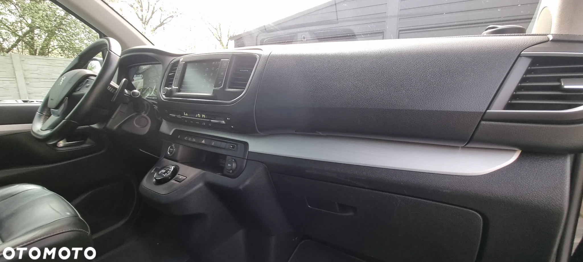 Peugeot Traveller 2.0 BlueHDi Long Business Vip - 31