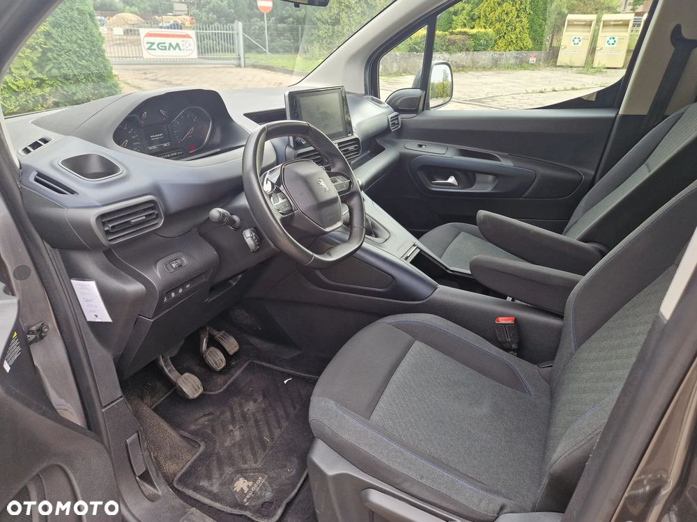 Peugeot Rifter - 8