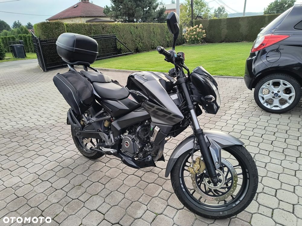 Bajaj Pulsar - 2