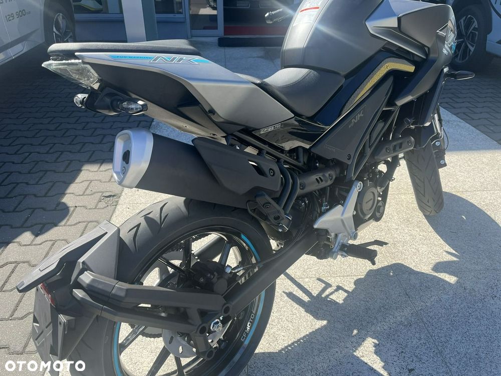 CFMoto NK - 12