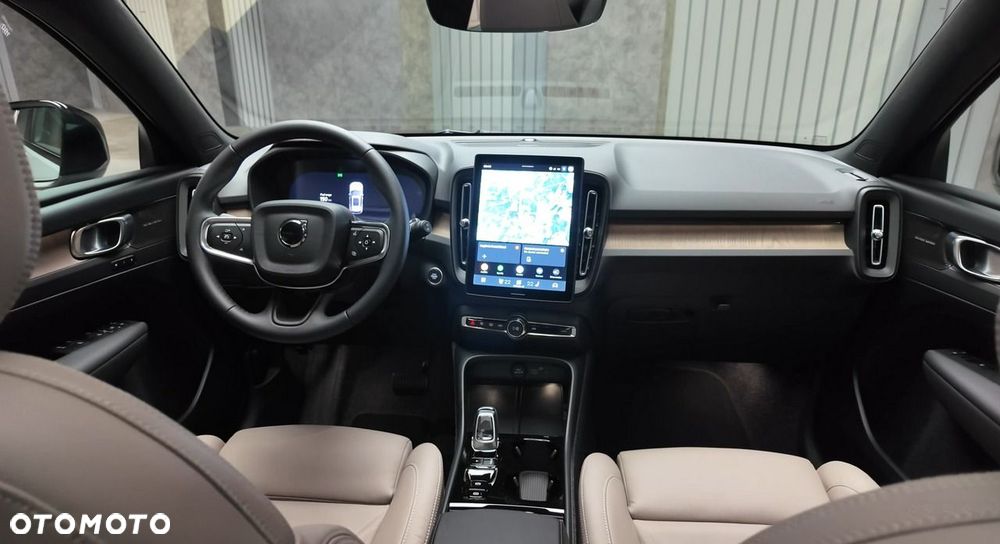 Volvo XC 40 B4 Plus Bright - 13