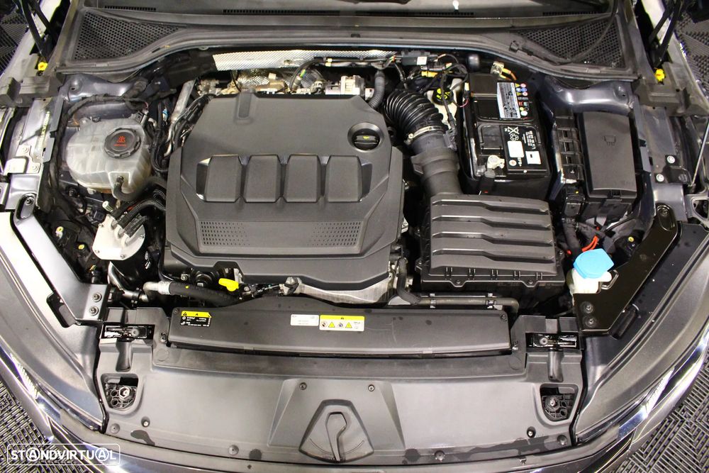 VW Arteon 2.0 TDI R-Line DSG - 40