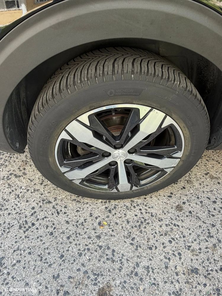 Peugeot 5008 1.5 BlueHDi GT Line EAT8 - 6