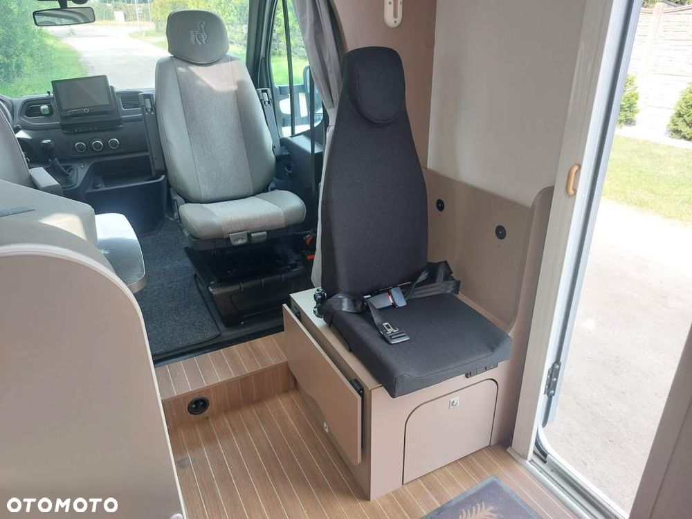 Renault Master AHORN Black Edition - 27