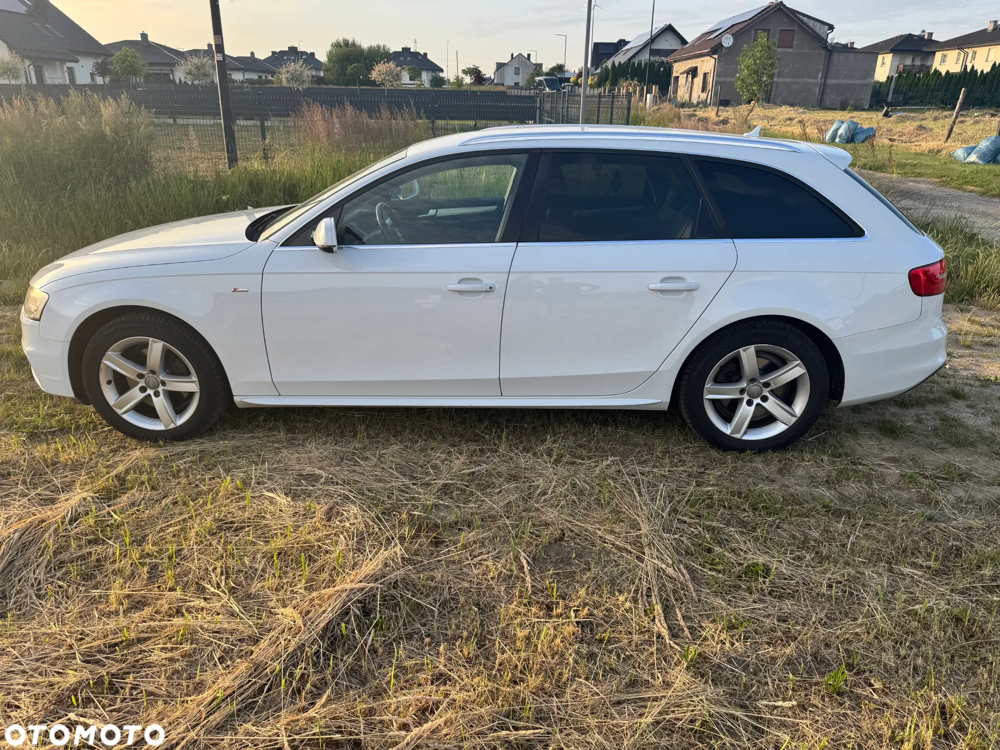 Audi A4 2.0 TDI Quattro Line S tronic - 4