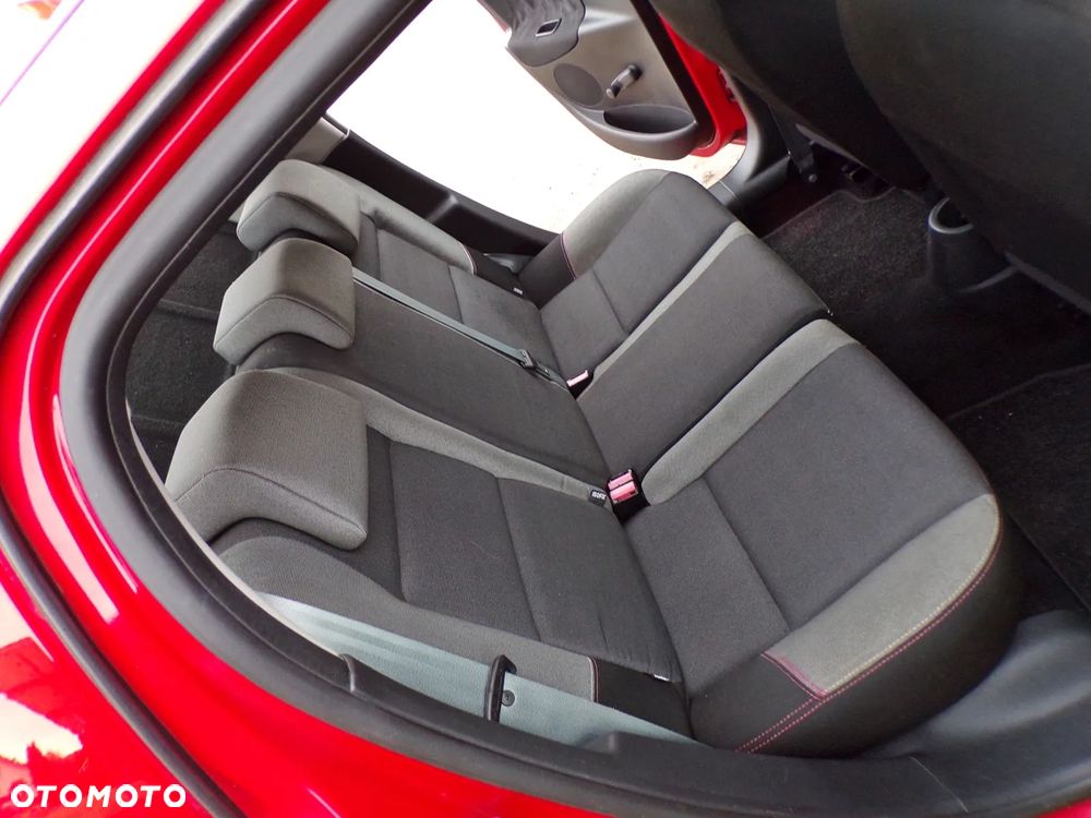 Peugeot 207 95 VTi Tendance - 24