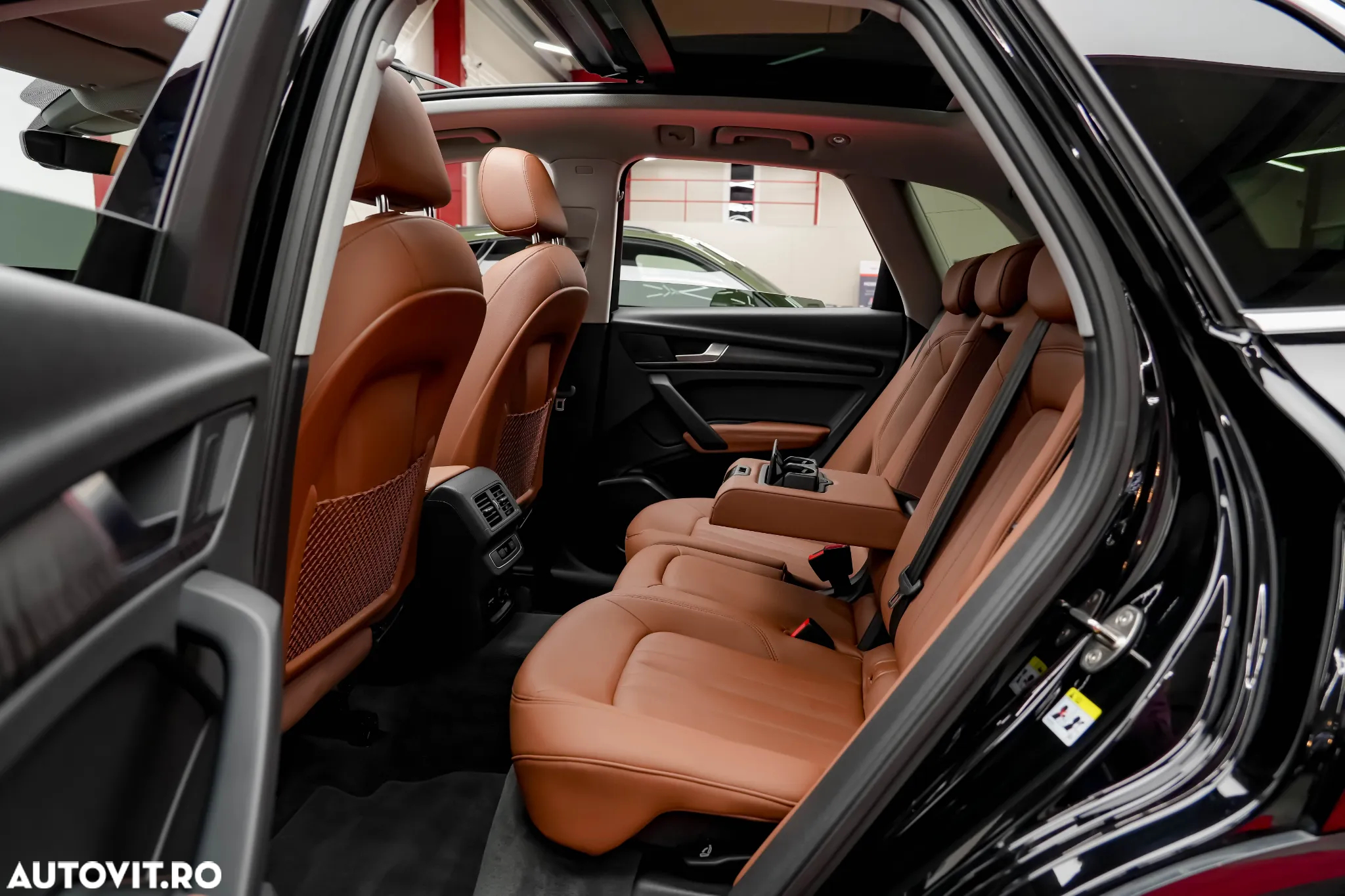 Audi Q5 50 TFSI e quattro S tronic design - 6
