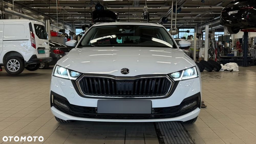 Skoda Octavia 1.4 TSI DSG Ambition - 3