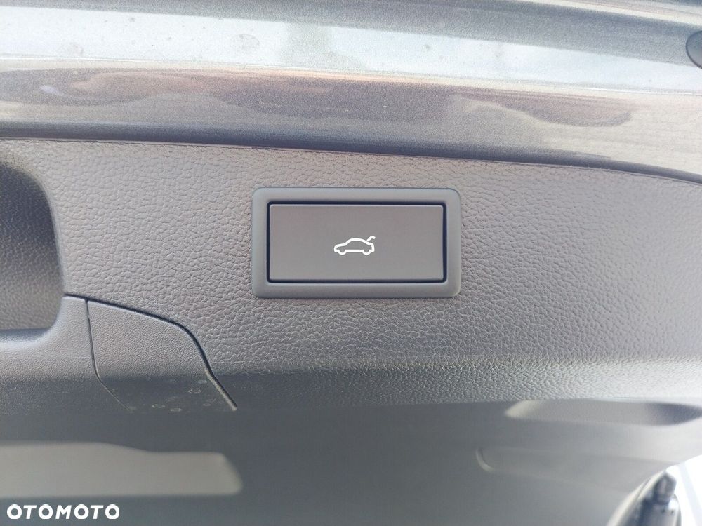 Volkswagen Passat Variant 2.0 TSI Business Plus DSG - 8