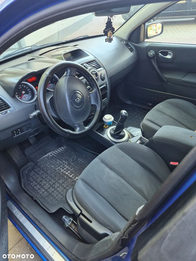 Renault Megane 1.4 Confort Authentique - 4
