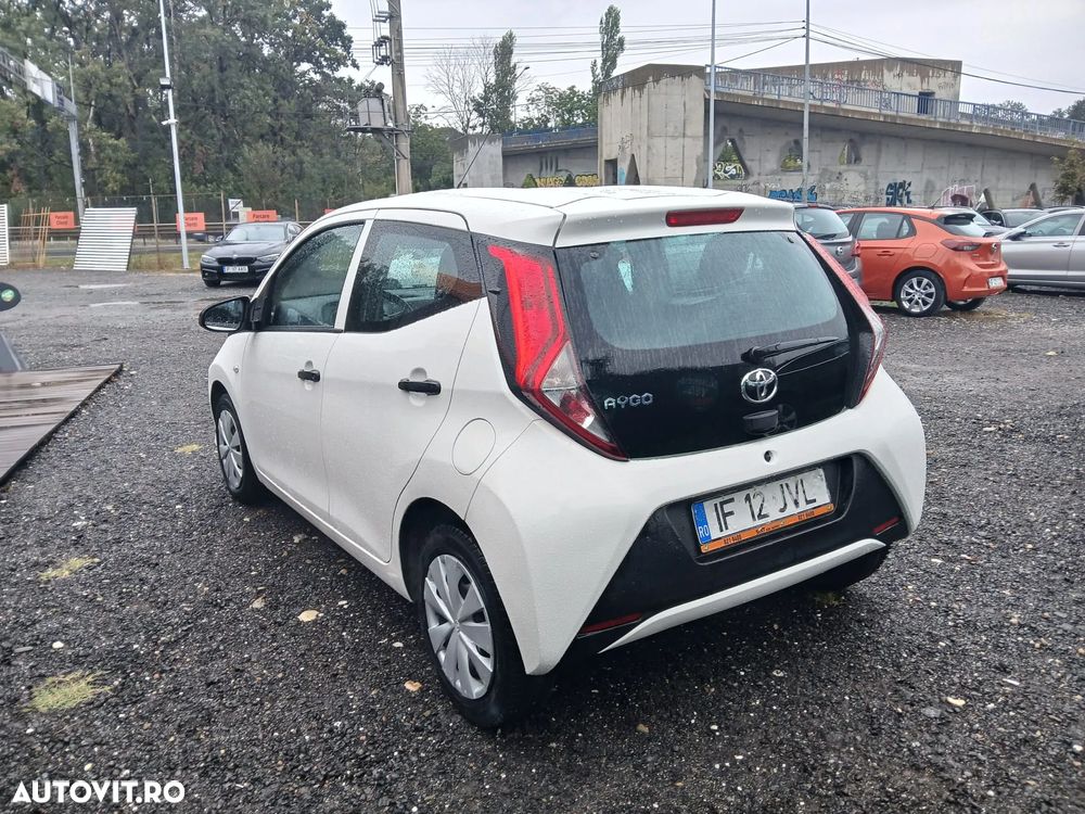 Toyota Aygo 1.0 VVY-I 5 usi X - 4