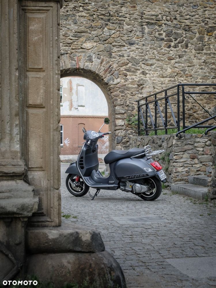 Piaggio Vespa - 11