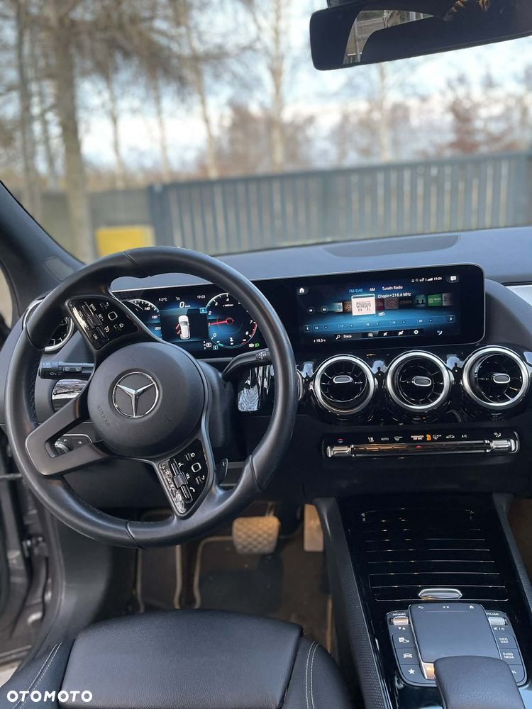 Mercedes-Benz GLA 200 Business Edition - 4