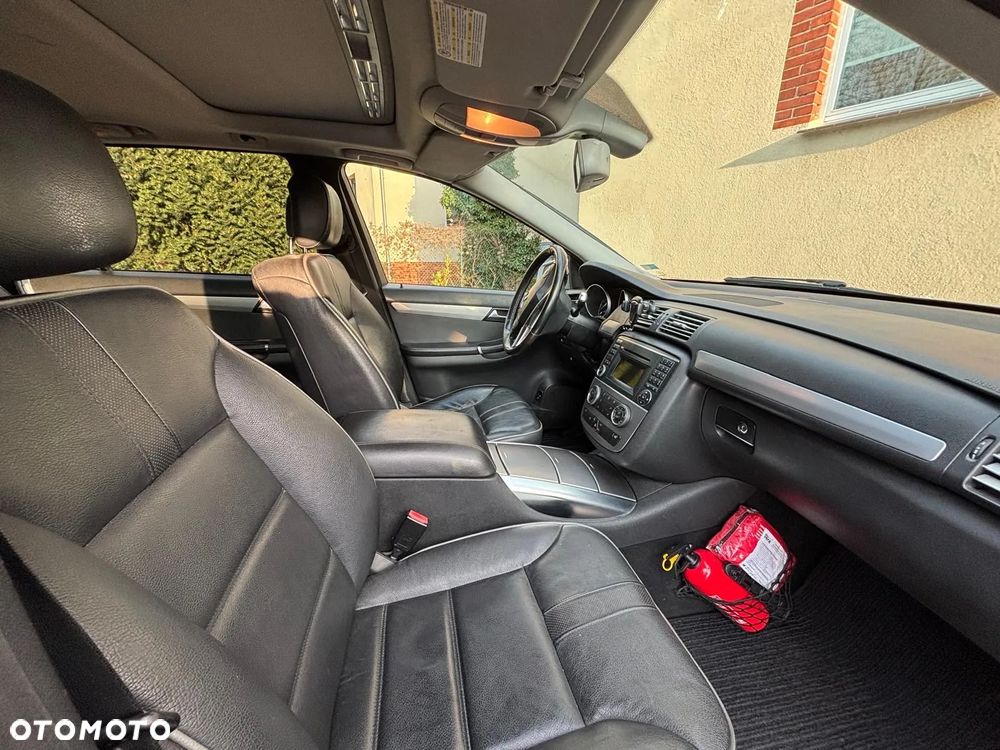 Mercedes-Benz Klasa R 350 CDI L DPF 4Matic 7G-TRONIC - 19