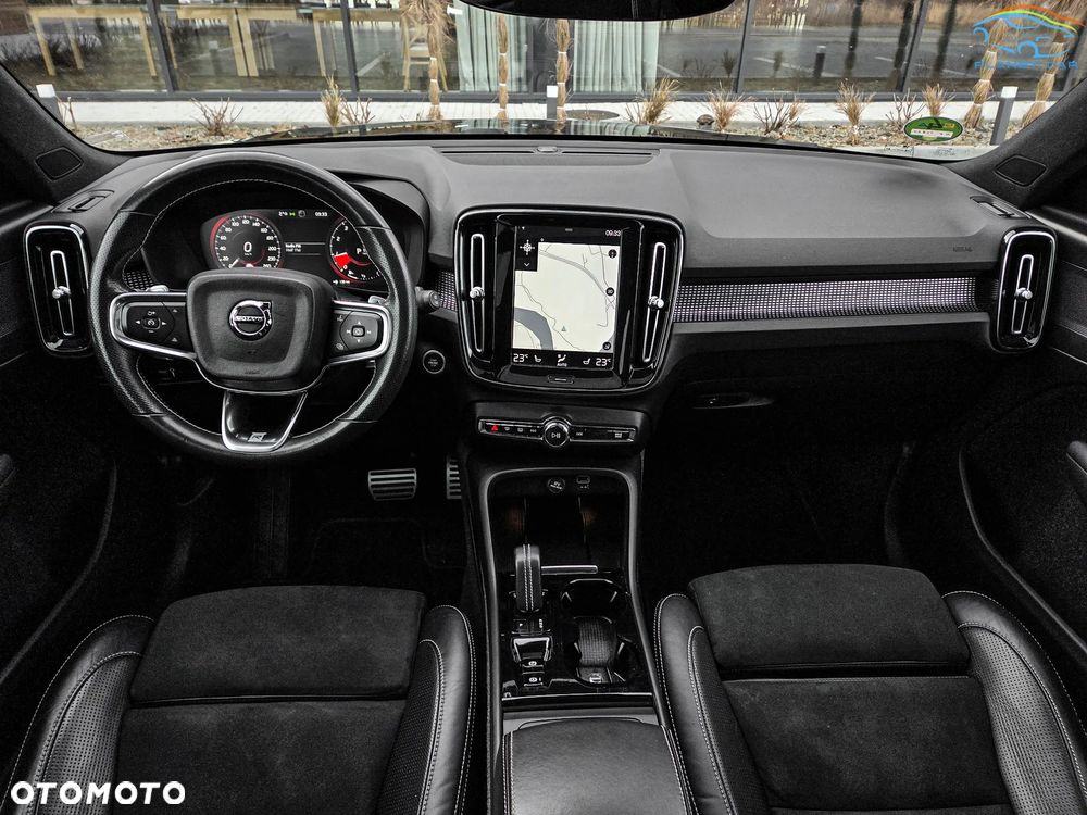 Volvo XC 40 B5 B AWD Geartronic RDesign - 21