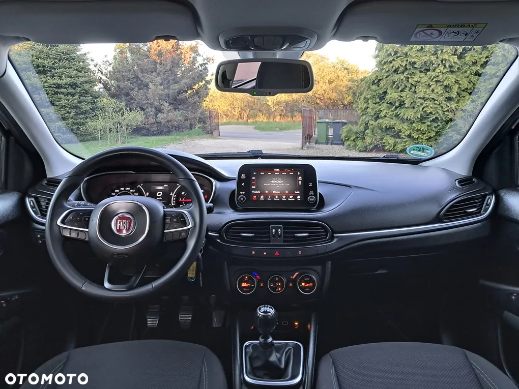 Fiat Tipo 1.4 T-Jet 16v Lounge - 17