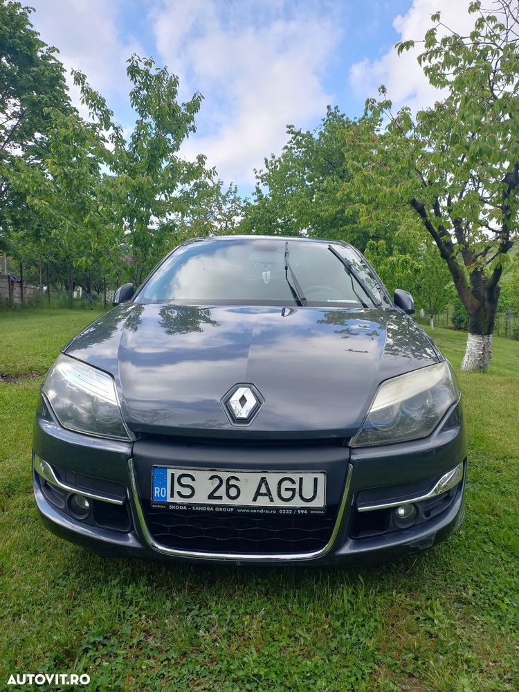 Renault Laguna - 1